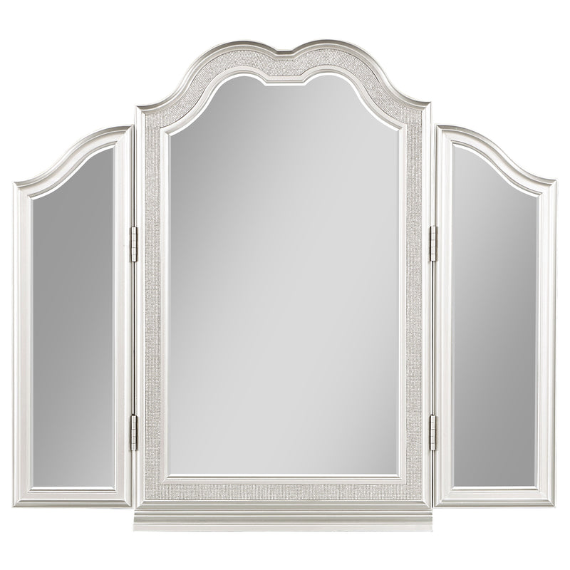 LGC223397 Glitter Silver Finish 4 Drawer Vanity Set With Tri-Fold Mirror